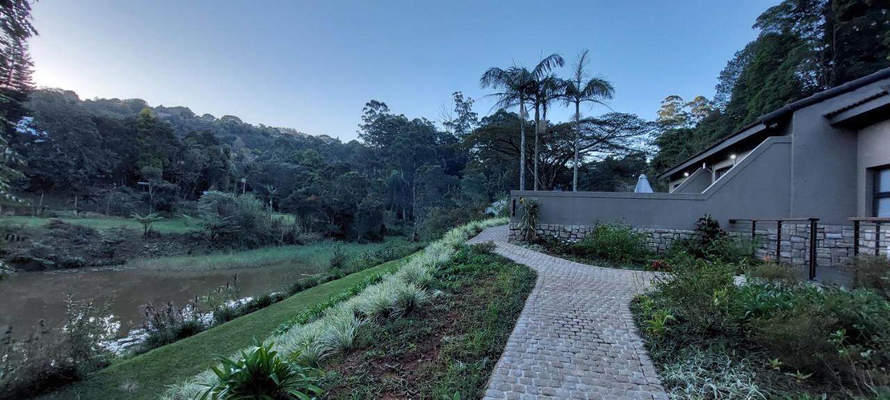 Studio 5 The Studios At Churchill Hillcrest Exterior foto